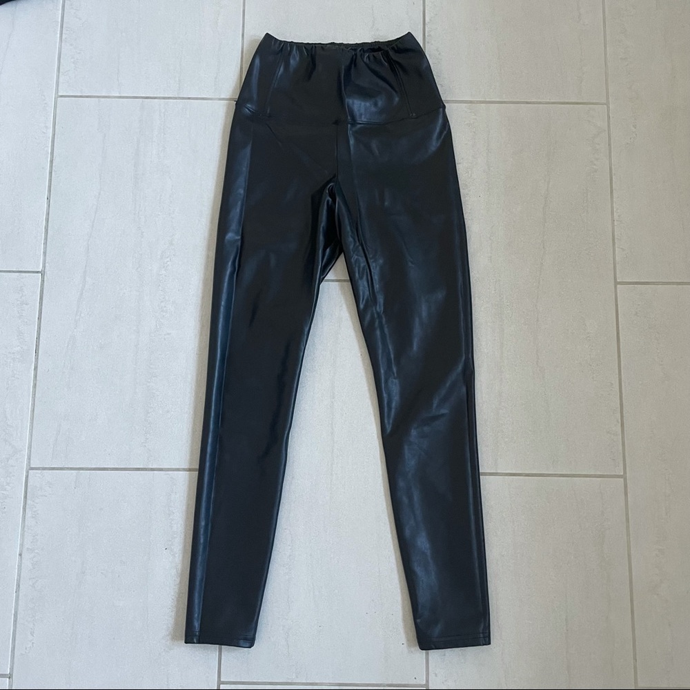Wilfred Daria Pant